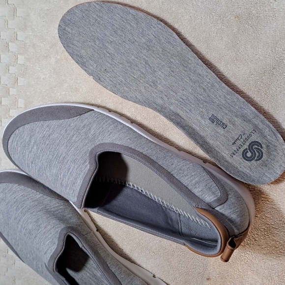 🌏Clarks Cloudsteppers🌏 - Picture 10 of 11